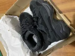 atmos スニーカー