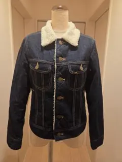 ボア襟付きデニムジャケット　Lee ×URBAN RESEARCH