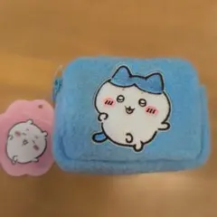 ちいかわ　ふわふわミニポーチ　ハチワレ