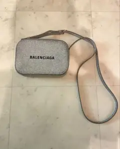 バレンシアガBALENCIAGA エブリデイ カメラバッグ 希少グリーン - メルカリ