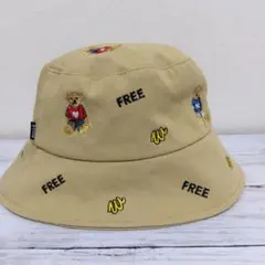 総柄ベア　刺繍　クマ 　バケットハット　キャップ　美品　　ベージュ