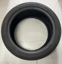 26製 テスラ モデルY 純正タイヤ 255/45R19 バリ溝（1本） - メルカリ