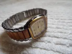 ブッフェラー稼働ゴールドラウンド文字盤4ストーンレディースクォーツウォッチ Yahoo!オークション -「bucherer 時計」(アナログ（クォーツ式