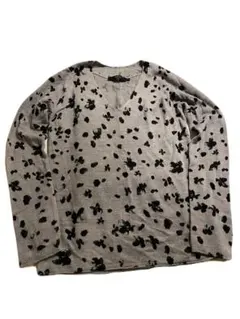 AZUL by moussy 花柄Vネックセーター Sサイズ