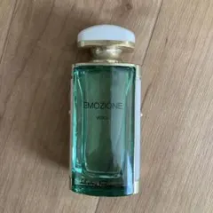 EMOZIONE VERDE 香水