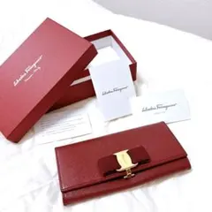 Salvatore Ferragamo フェラガモ　長財布 レッド リボン　正規のサムネイル