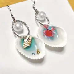 海で宝探し♬カニのかくれんぼピアス❁⃘イヤリング変更可❁⃘貝殻 オーシャンアート