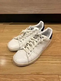 スタンスミス　ネイビー