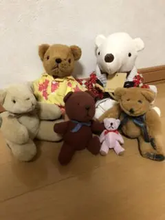 クマのぬいぐるみ
