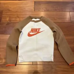 Nike トレーナー キッズ　XS