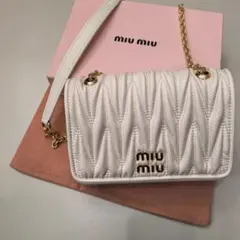 極美品 チェーンショルダーバッグ