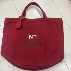CHANEL N°1 DE CHANEL トートバッグのサムネイル