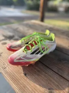 F50ハイパーファストPR0HG/AGサッカースパイク/土・人工芝・天然芝用