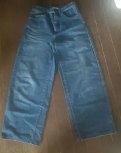 値下げ UNIQLO Ｕ ワイドジーンズ