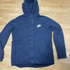 Nike ブラック フルジップパーカー