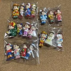 ミニミニペコちゃん　　18点