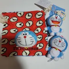 ドラえもん♥️マスコット付き巾着、マスコット2つ