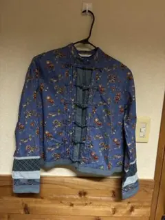 カネコイサオ　チャイナ風ブラウス　お値下げ！のサムネイル