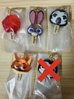 ズートピア アイスキャンディチャーム ガチャ　ディズニー アイスキャンディー