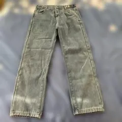 グレー ストレートデニムパンツ