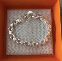 Item thumbnail for item a125dda9-a7e7-4c68-9386-e7359e40e19c