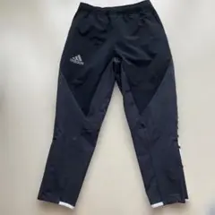adidas 黒 パンツ　ストレッチ　調整紐付き　140