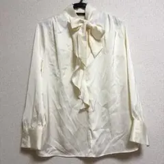 ZARA リボン付きブラウス