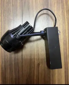 みっふぃ様 ボルクスジャパン RS122 RBV サンゴ用LED クリップライト