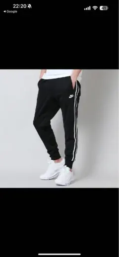Nike ブラック ジョガーパンツ サイドストライプ