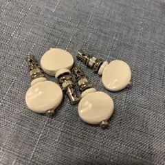 Item thumbnail for item aa845e18-d02b-4b23-8c2a-02dd9721b8ee