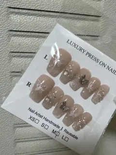 Luxury Press On Nails クリスタル装飾付き