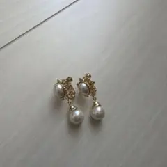 ゴールドパールドロップイヤリング