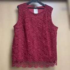 新品未使用タグ付き　ユニクロ ボルドー 花柄レース ノースリーブ トップス　XL
