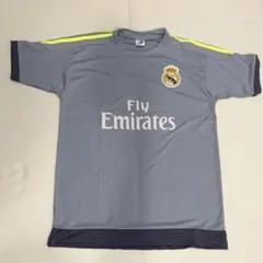 【サッカーシャツ】レアル　マドリード　グレーのサムネイル