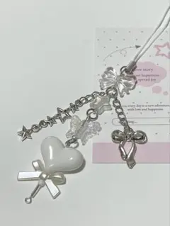 ビーズキーホルダー　ホワイト　クリア　韓国　y2k