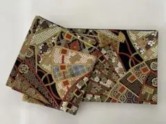 成人式振袖用袋帯　黒地に豪華で華やかな金糸の扇柄高級袋帯　六通