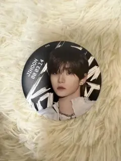 TREASURE JIHOON 缶バッジ セット - メルカリ
