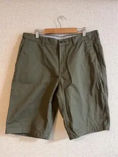 BEAMS オリーブ ショートパンツのサムネイル