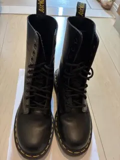 ドクターマーチン10ホール