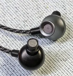 【ほぼ新品】⚫PGAワイヤレスイヤホン カナル型 リモコン・マイク対応のサムネイル