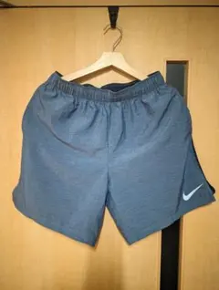 ナイキ　ショーツ　ランニング　ブルー