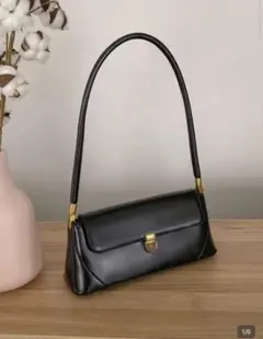 Item thumbnail for item b8ba9a9d-c742-49d3-a59f-db68ba96cc78