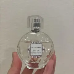 JILLSTUART Eau de White Floral 香水のサムネイル