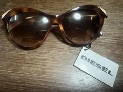 DIESEL キャットアイサングラス ブラウン/ベージュのサムネイル