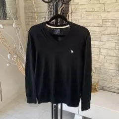 Abercrombie & Fitch Vネックニット ブラック XSのサムネイル