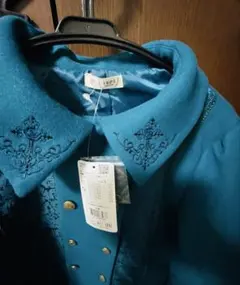 ターコイズブルー フリル付きジャケット