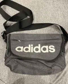 adidas ショルダーバッグ グレー