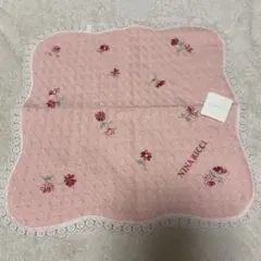 ニナリッチ　ハンカチ