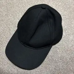 キャップ　ブラック
