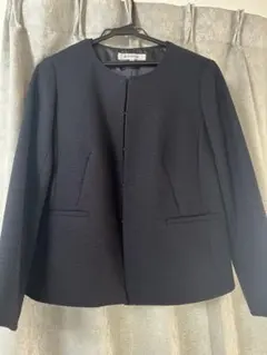 ナチュラルビューティーベーシック ノーカラージャケット